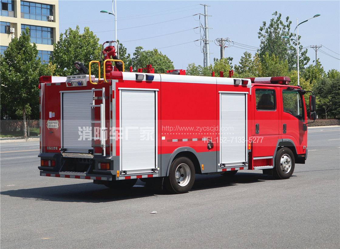 ����ʮ⏡�700P 3.5����ĭ����܇(ch��)