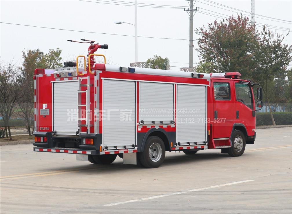 ������ʮ�700P 4��ˮ������܇